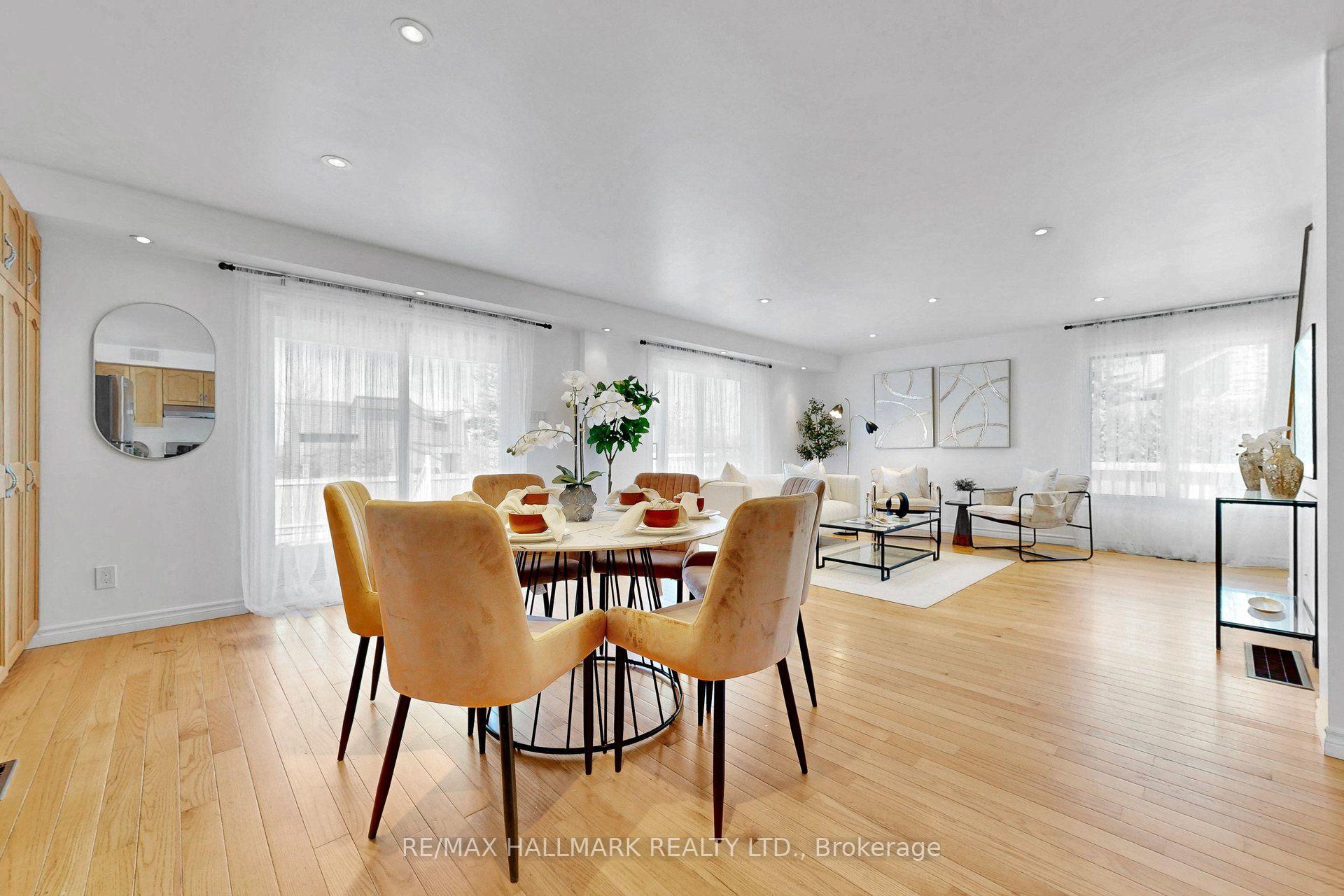 Photo 2 of 941 Lake Drive N, Georgina, Historic Lakeshore Communities — HOMEH