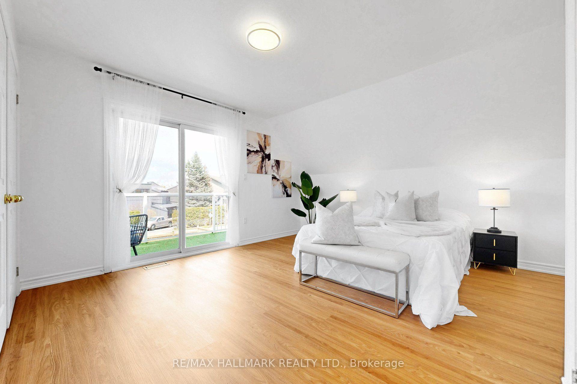 Photo 11 of 941 Lake Drive N, Georgina, Historic Lakeshore Communities — HOMEH
