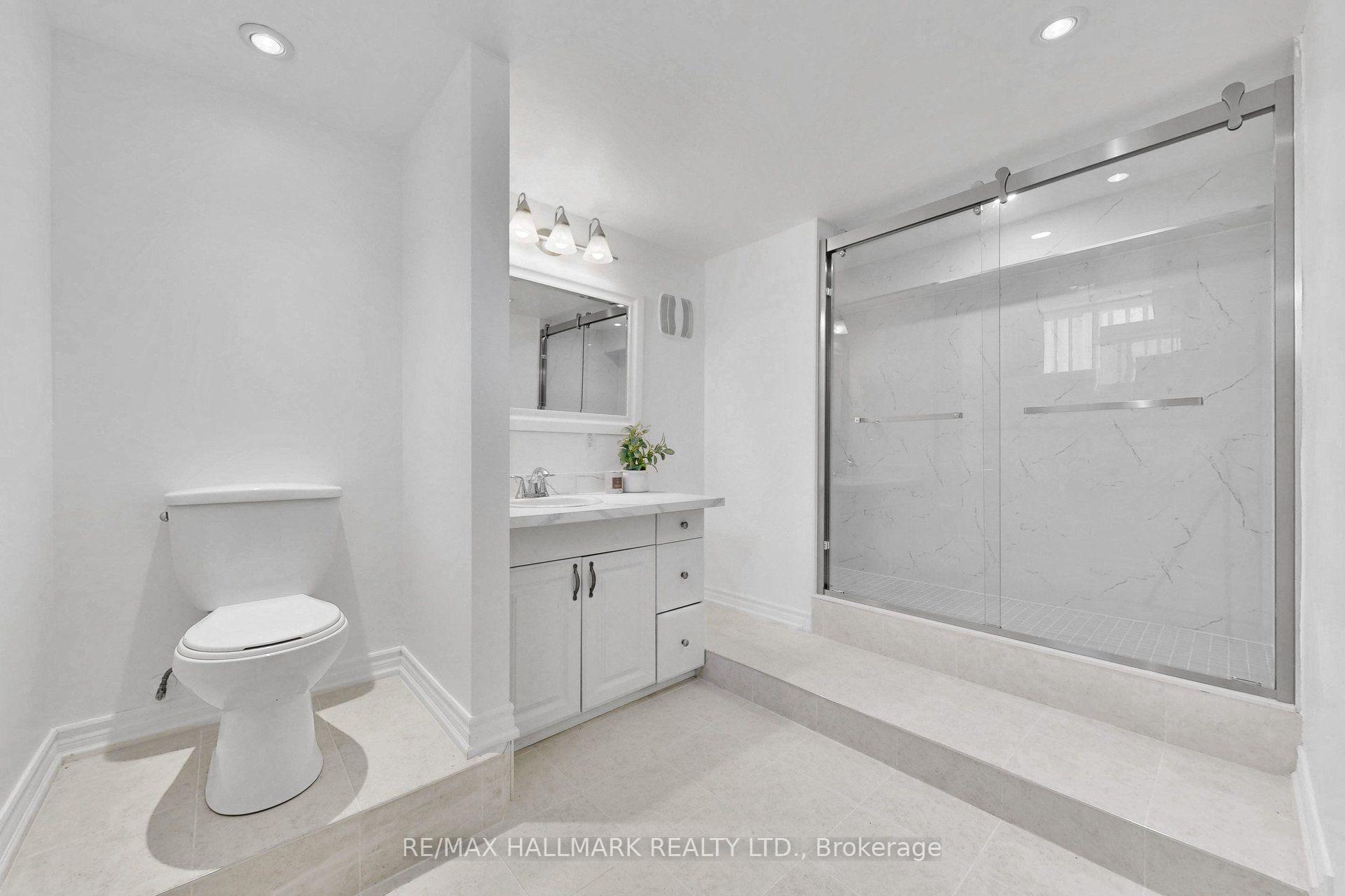 Photo 25 of 941 Lake Drive N, Georgina, Historic Lakeshore Communities — HOMEH