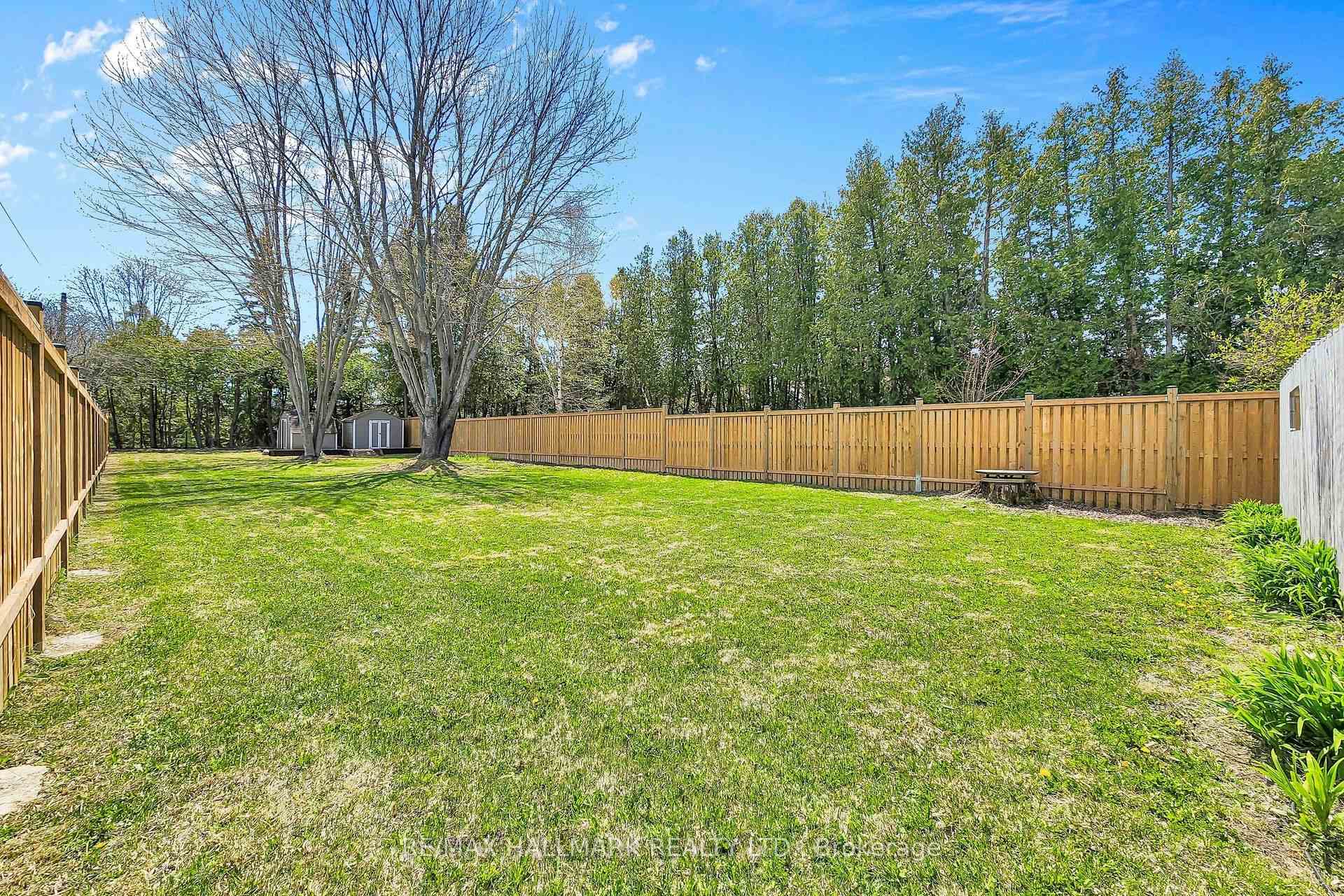 Photo 29 of 941 Lake Drive N, Georgina, Historic Lakeshore Communities — HOMEH