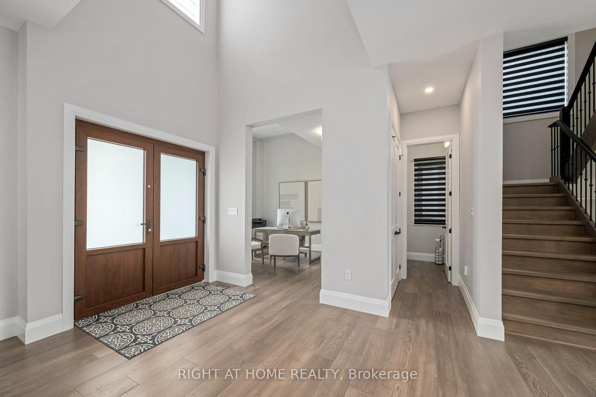 Photo 6 of 3460 Silverleaf Chase, London, South V — HOMEH