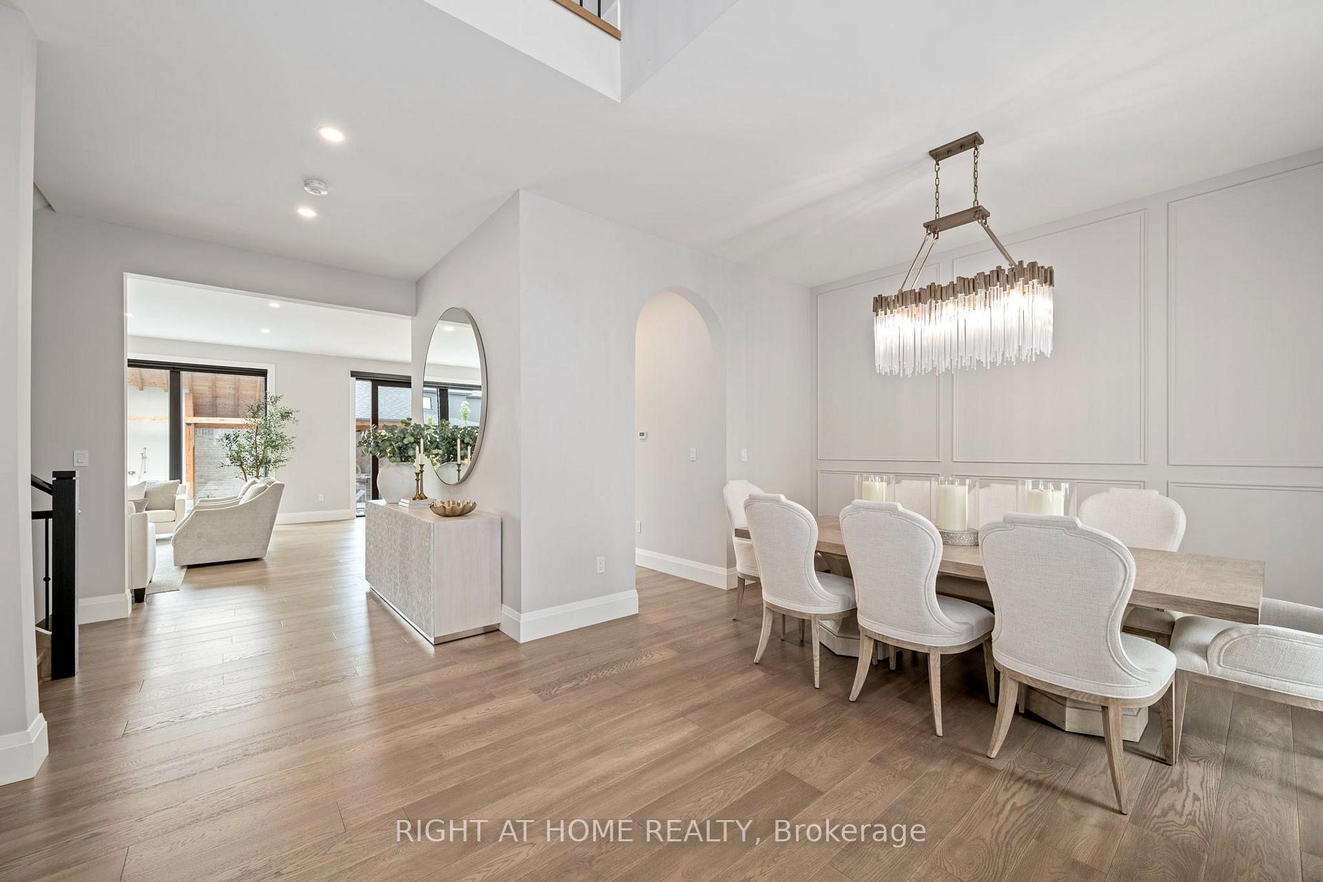 Photo 9 of 3460 Silverleaf Chase, London, South V — HOMEH
