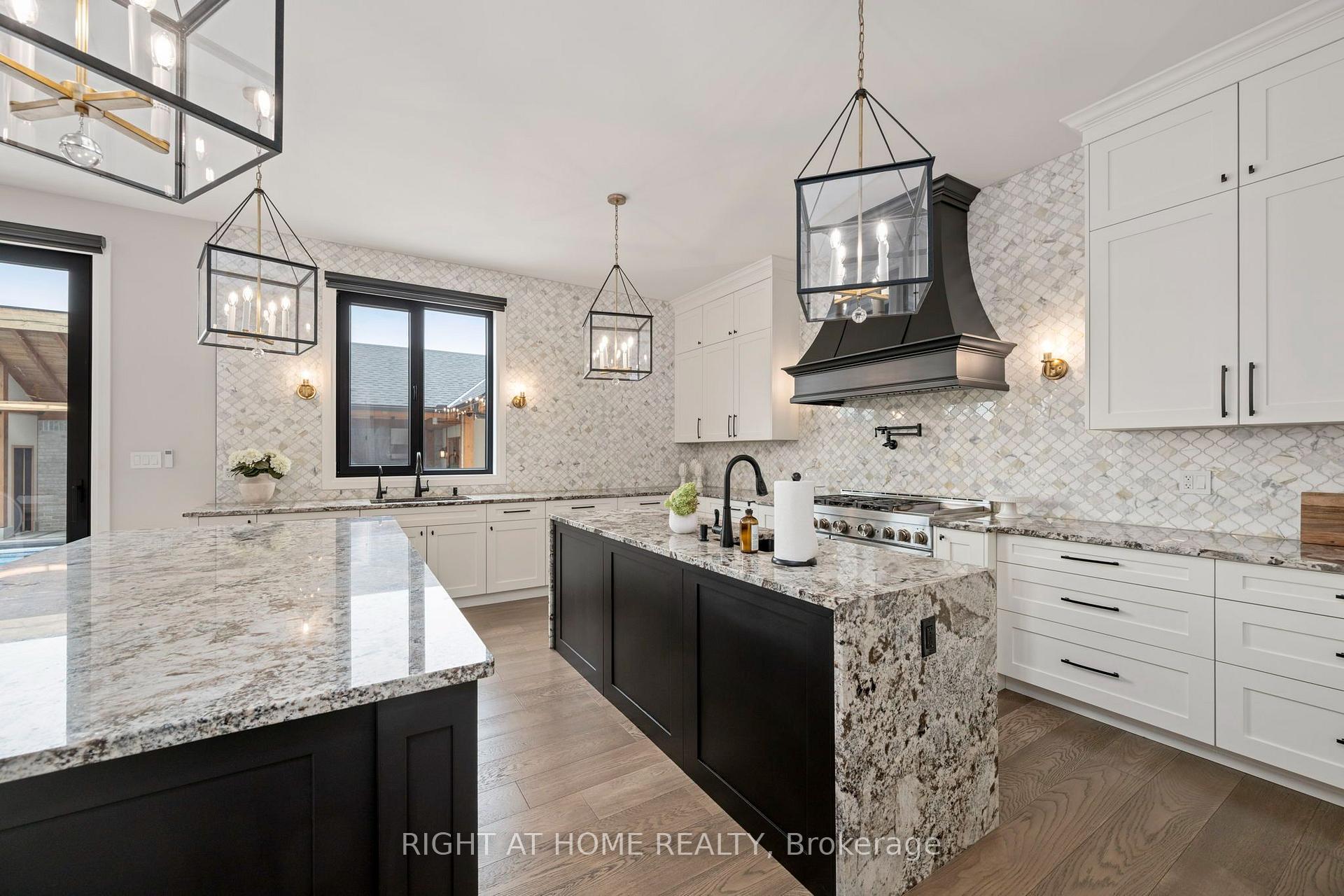 Photo 15 of 3460 Silverleaf Chase, London, South V — HOMEH