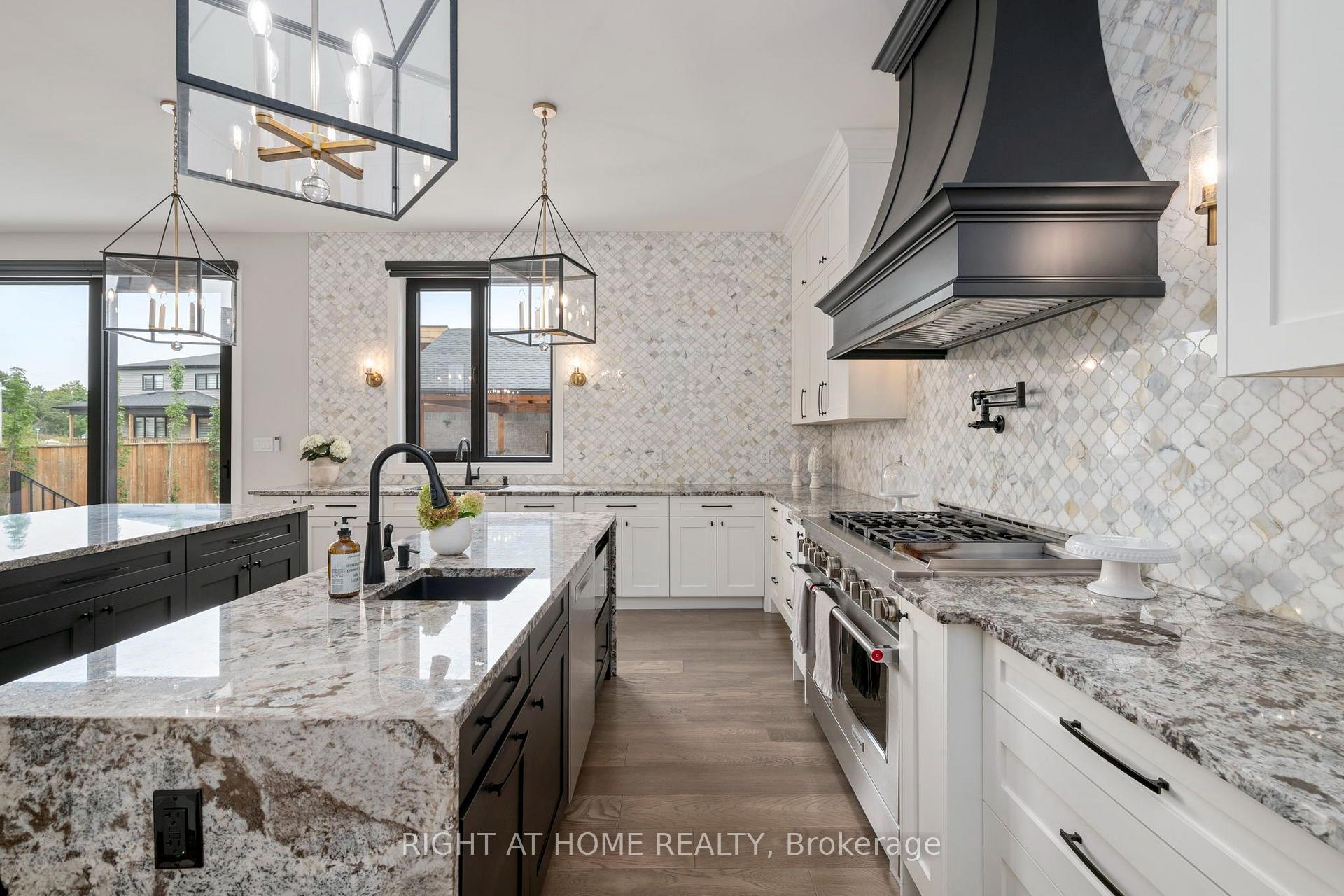 Photo 16 of 3460 Silverleaf Chase, London, South V — HOMEH