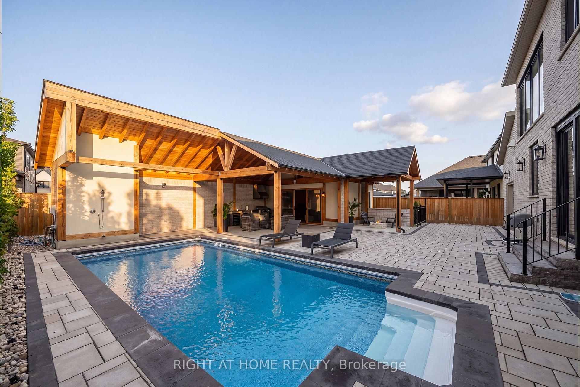 Photo 41 of 3460 Silverleaf Chase, London, South V — HOMEH