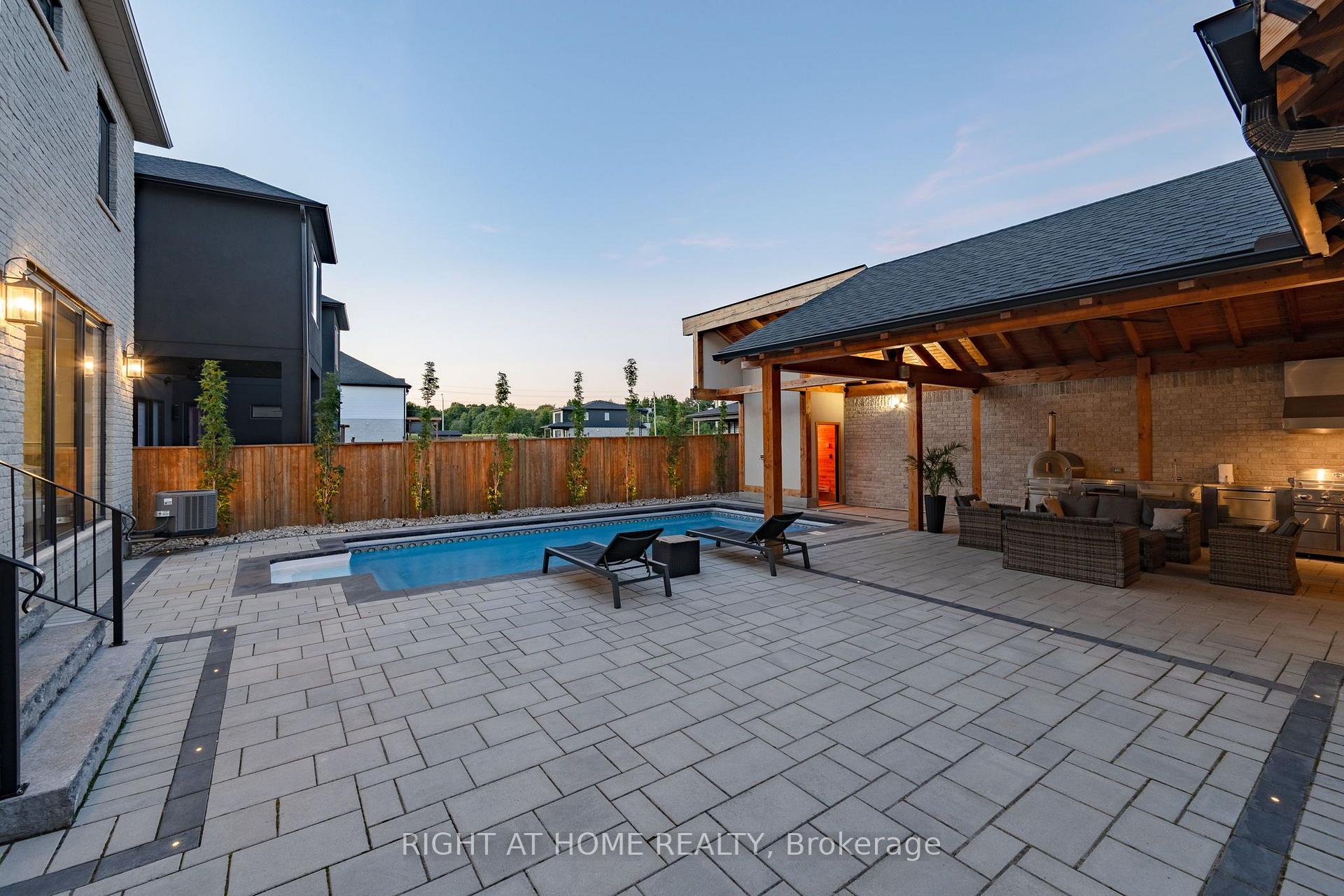 Photo 50 of 3460 Silverleaf Chase, London, South V — HOMEH