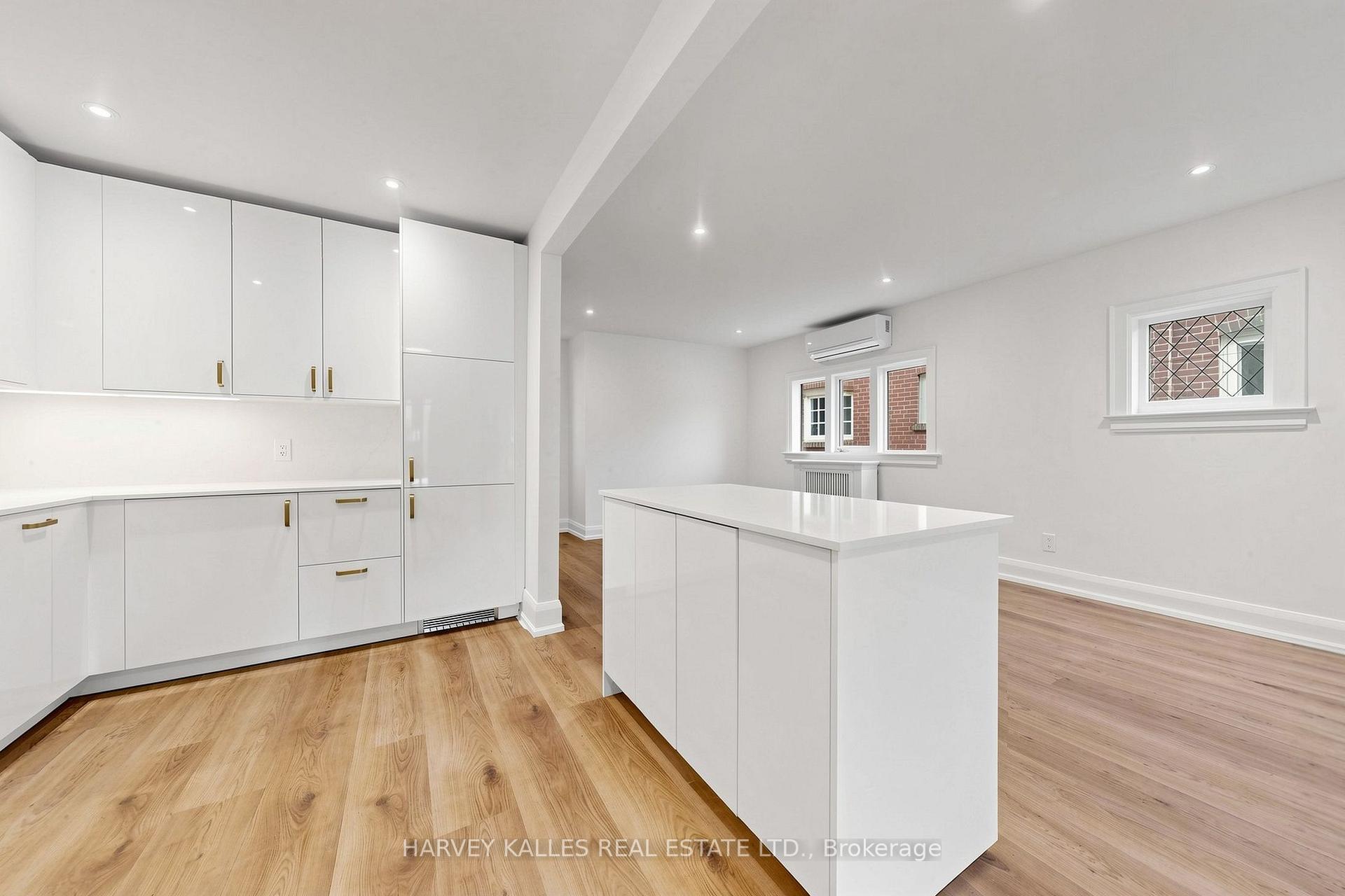 Photo 15 of Unit Main, 7 Tullis Drive, Toronto, Mount Pleasant West — HOMEH