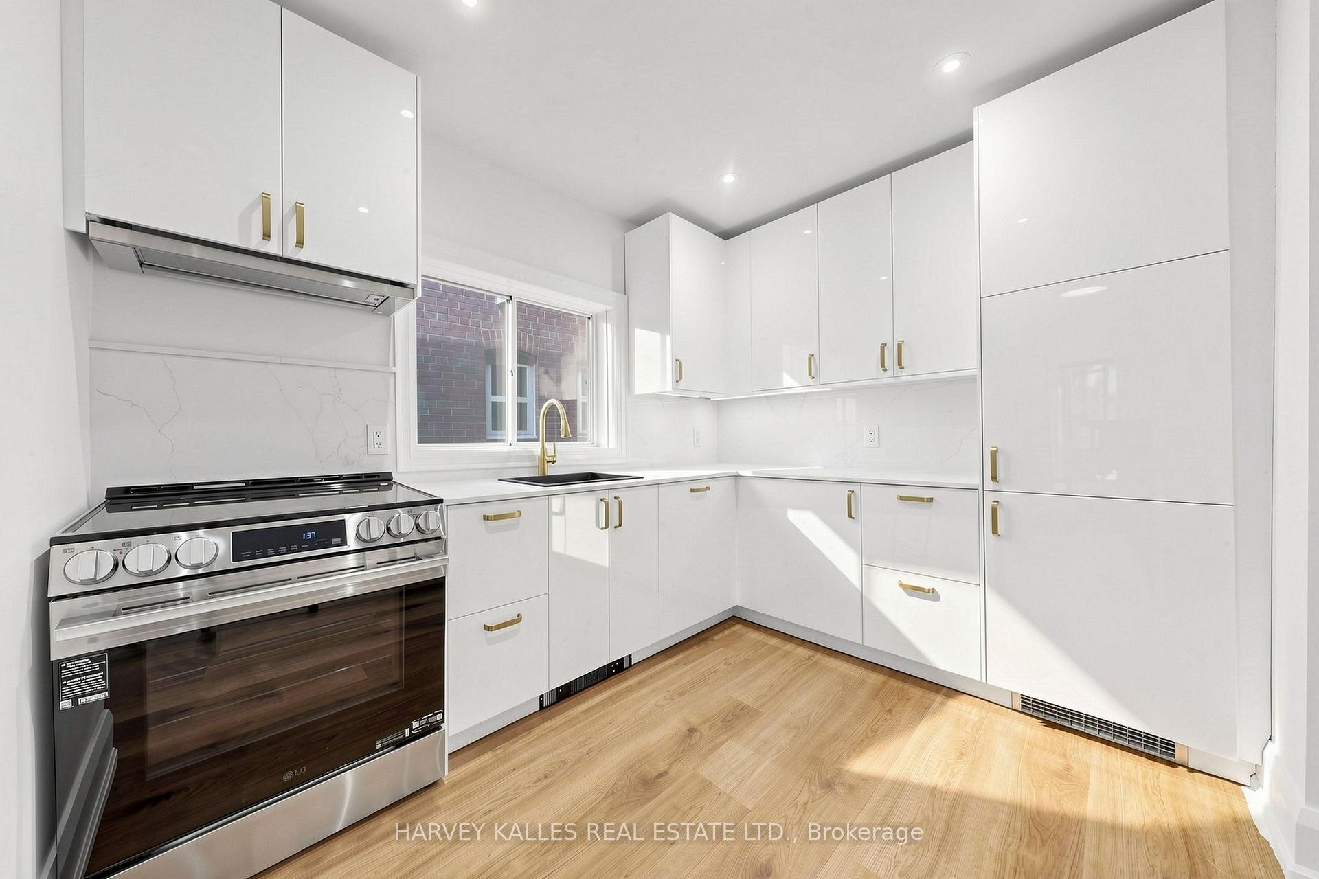 Photo 17 of Unit Main, 7 Tullis Drive, Toronto, Mount Pleasant West — HOMEH