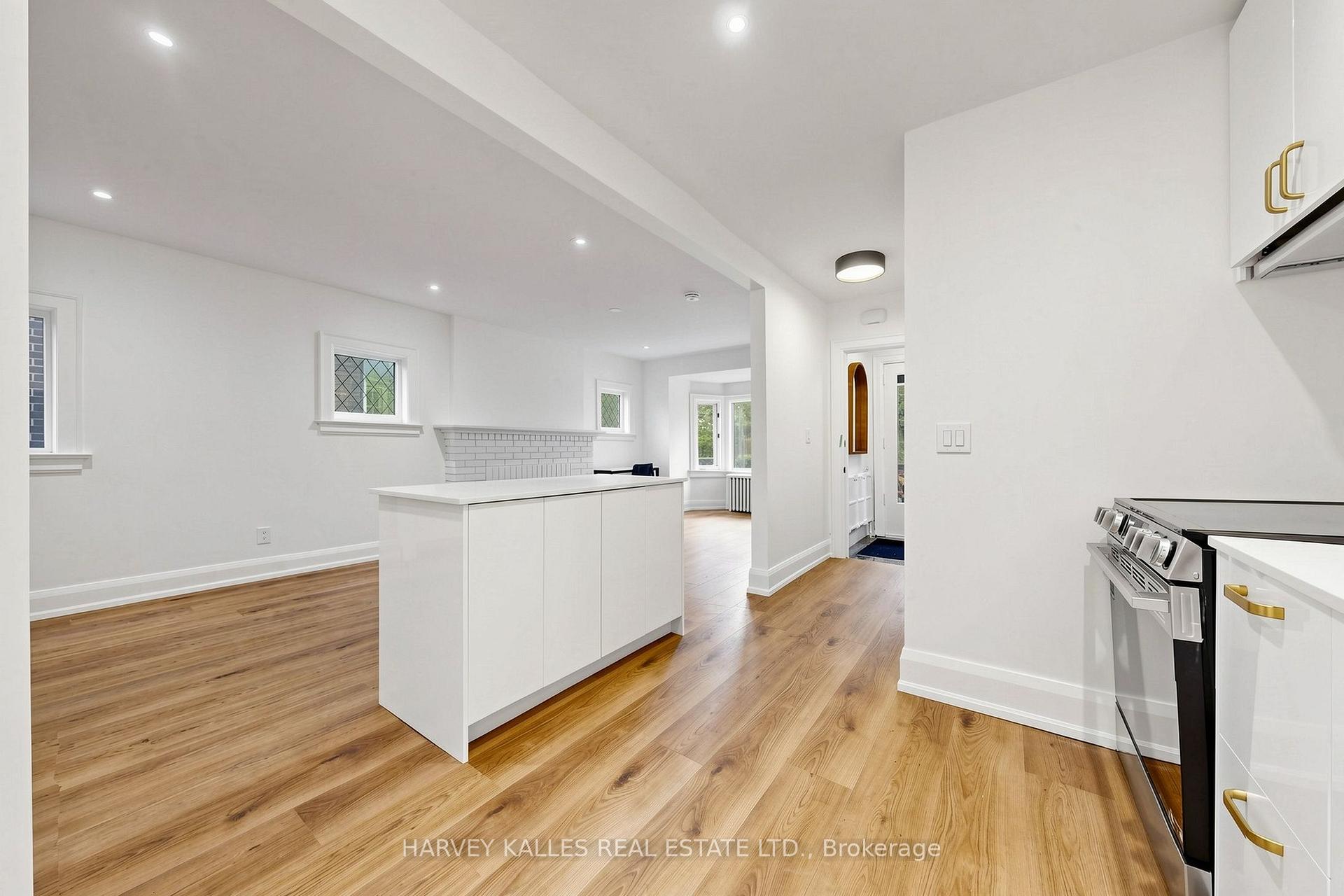 Photo 22 of Unit Main, 7 Tullis Drive, Toronto, Mount Pleasant West — HOMEH
