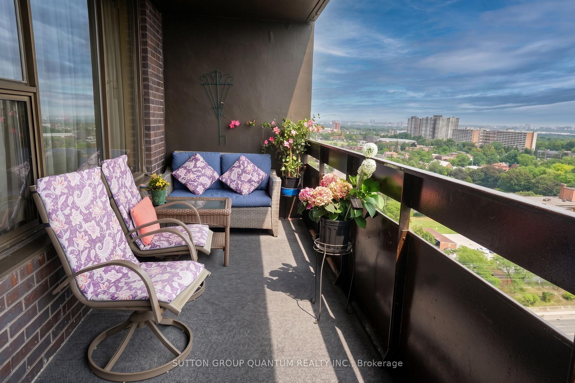 Photo 21 of Unit 1810, 11 Wincott Drive, Etobicoke, Kingsview Village-The Westway — HOMEH