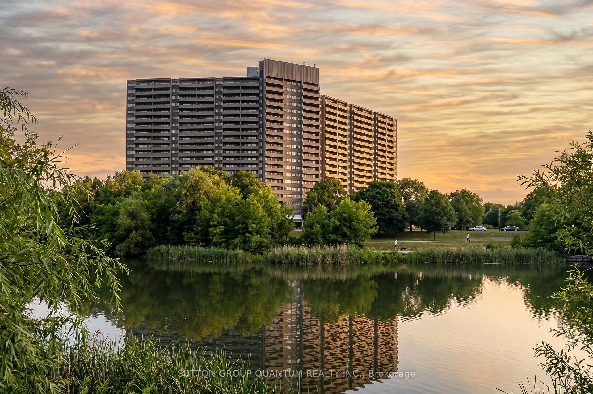 Photo 26 of Unit 1810, 11 Wincott Drive, Etobicoke, Kingsview Village-The Westway — HOMEH