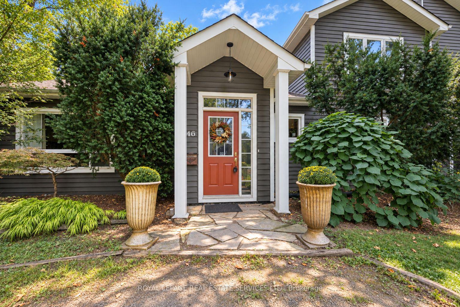 Photo 4 of 46 Germorda Drive, Oakville, College Park — HOMEH