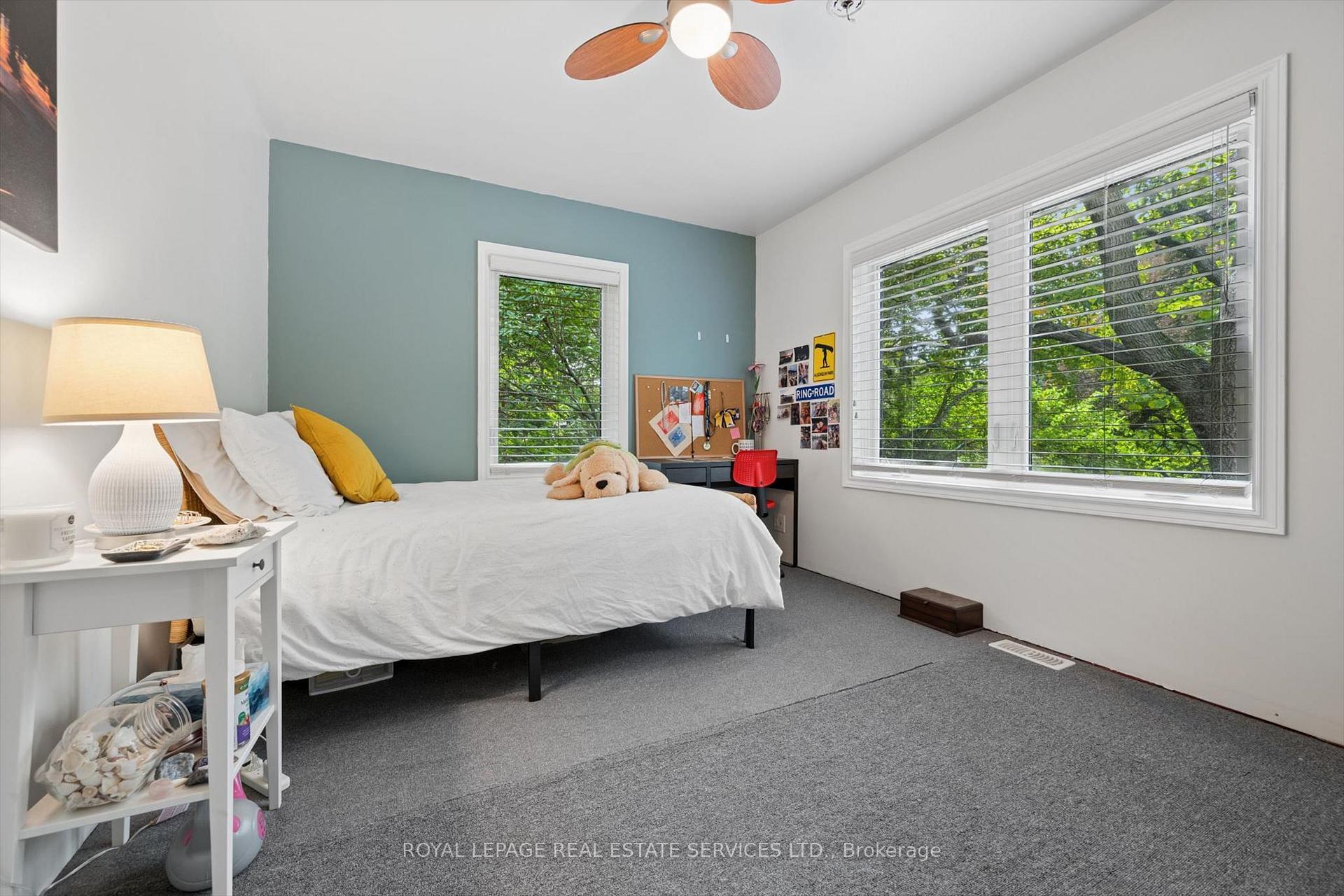 Photo 30 of 46 Germorda Drive, Oakville, College Park — HOMEH