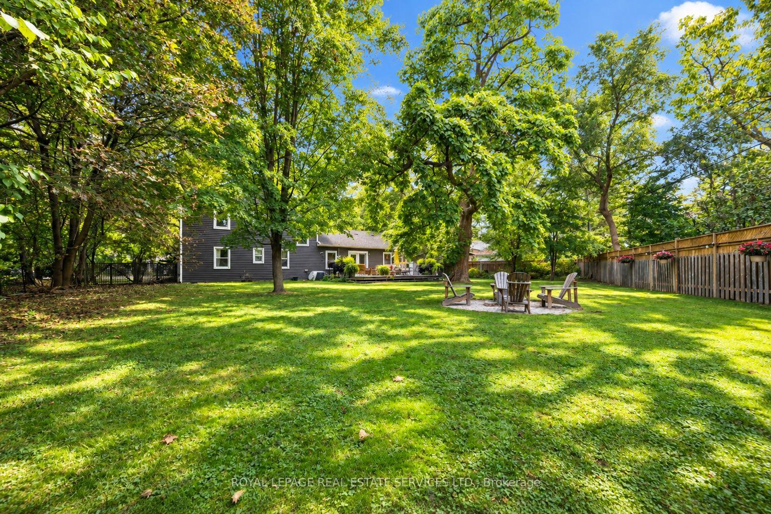 Photo 40 of 46 Germorda Drive, Oakville, College Park — HOMEH