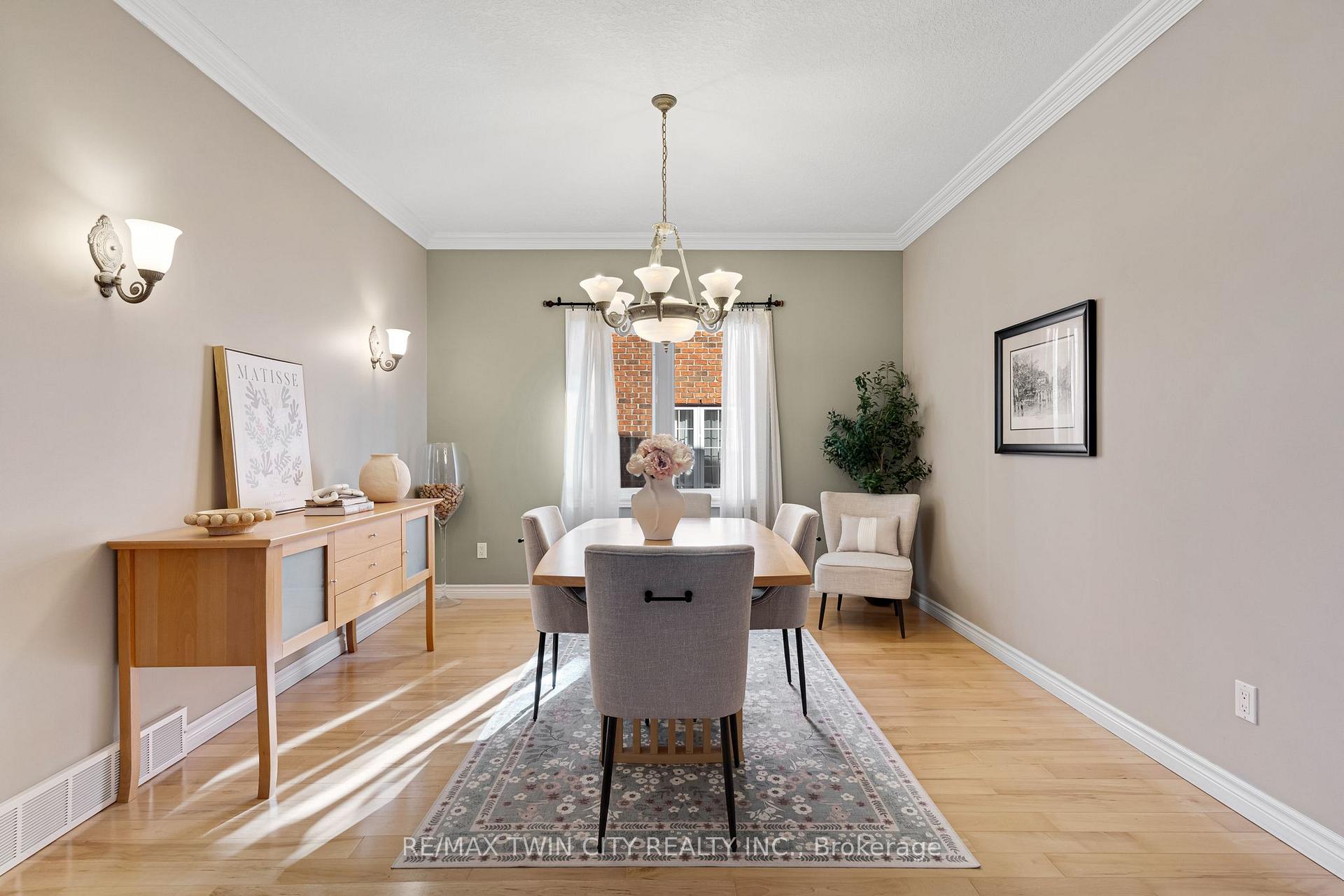 Photo 10 of 308 Deer Ridge Drive, Kitchener, Pioneer Tower West — HOMEH
