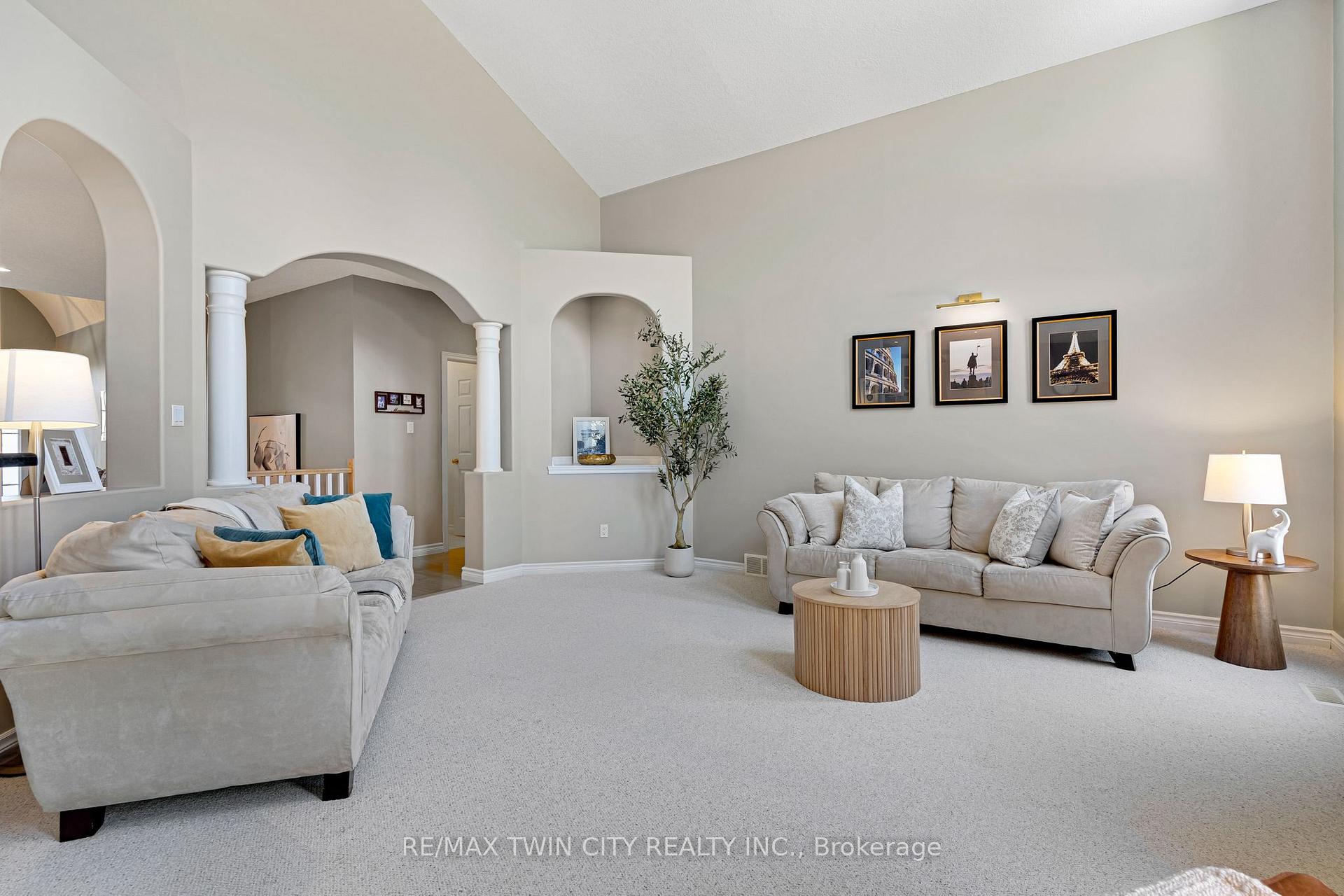 Photo 15 of 308 Deer Ridge Drive, Kitchener, Pioneer Tower West — HOMEH