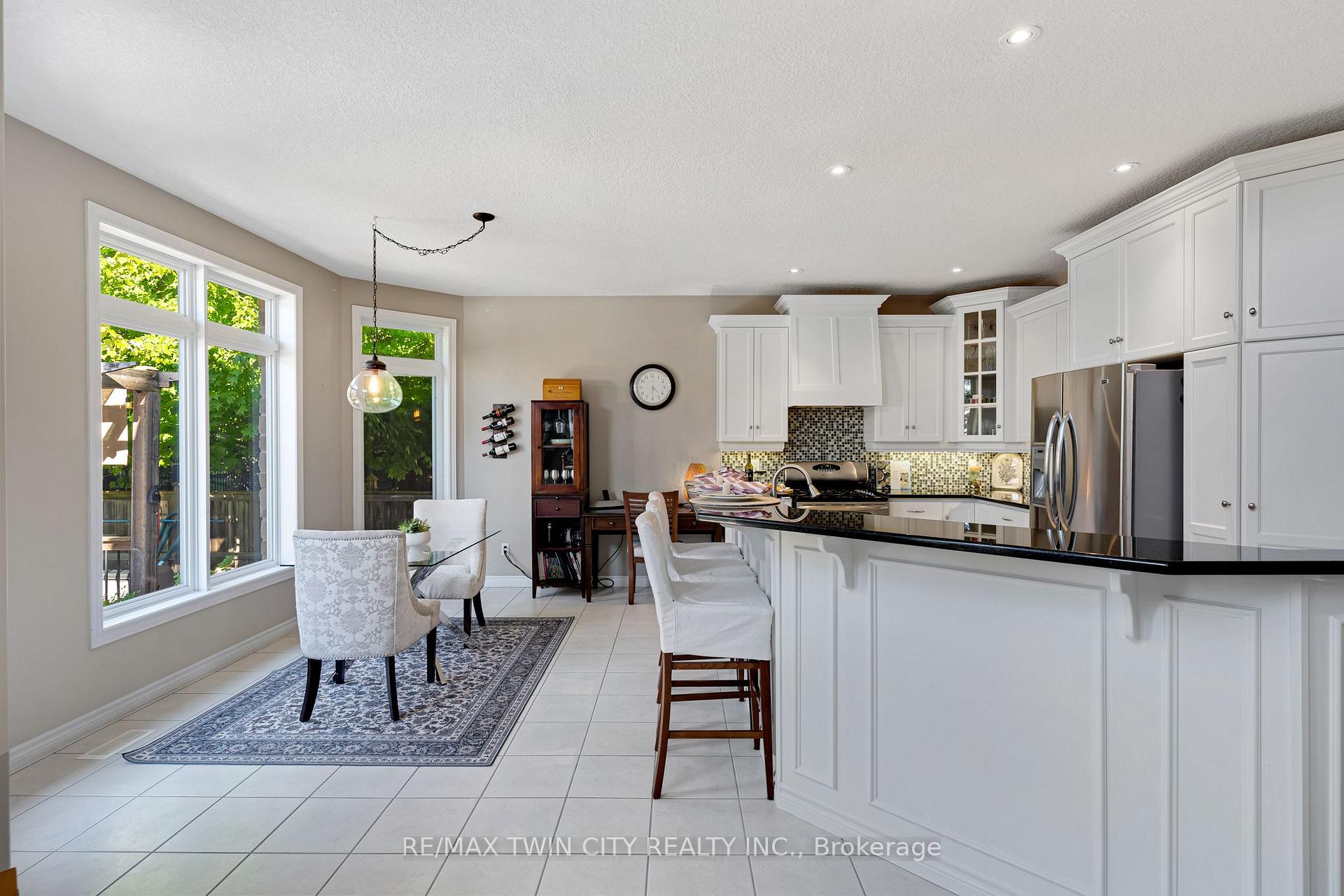 Photo 16 of 308 Deer Ridge Drive, Kitchener, Pioneer Tower West — HOMEH