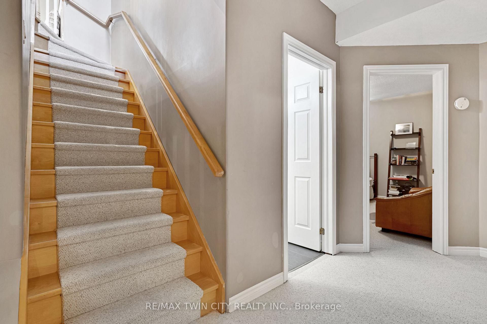 Photo 26 of 308 Deer Ridge Drive, Kitchener, Pioneer Tower West — HOMEH