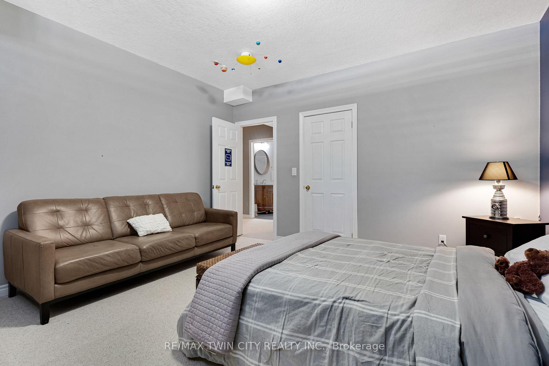 Photo 35 of 308 Deer Ridge Drive, Kitchener, Pioneer Tower West — HOMEH