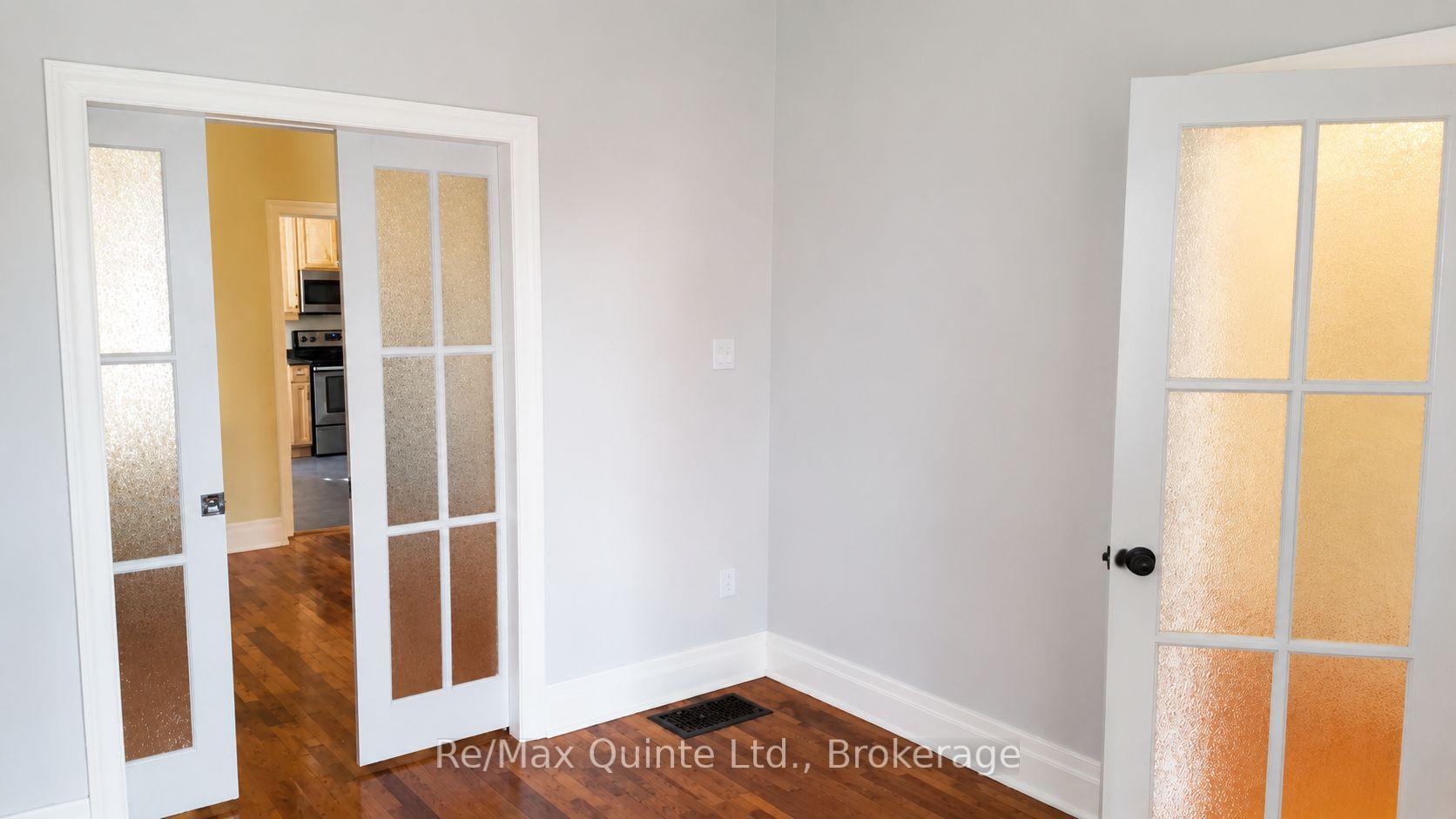 Photo 4 of 296 Coleman Street, Belleville, Belleville Ward — HOMEH