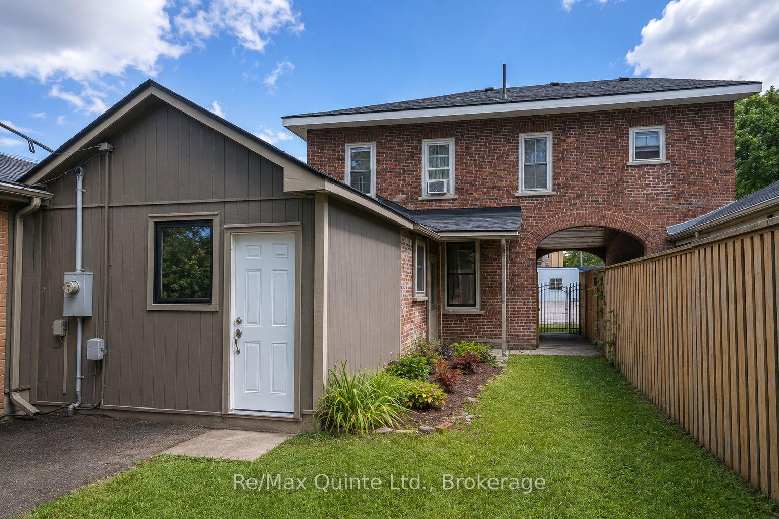 Photo 13 of 296 Coleman Street, Belleville, Belleville Ward — HOMEH