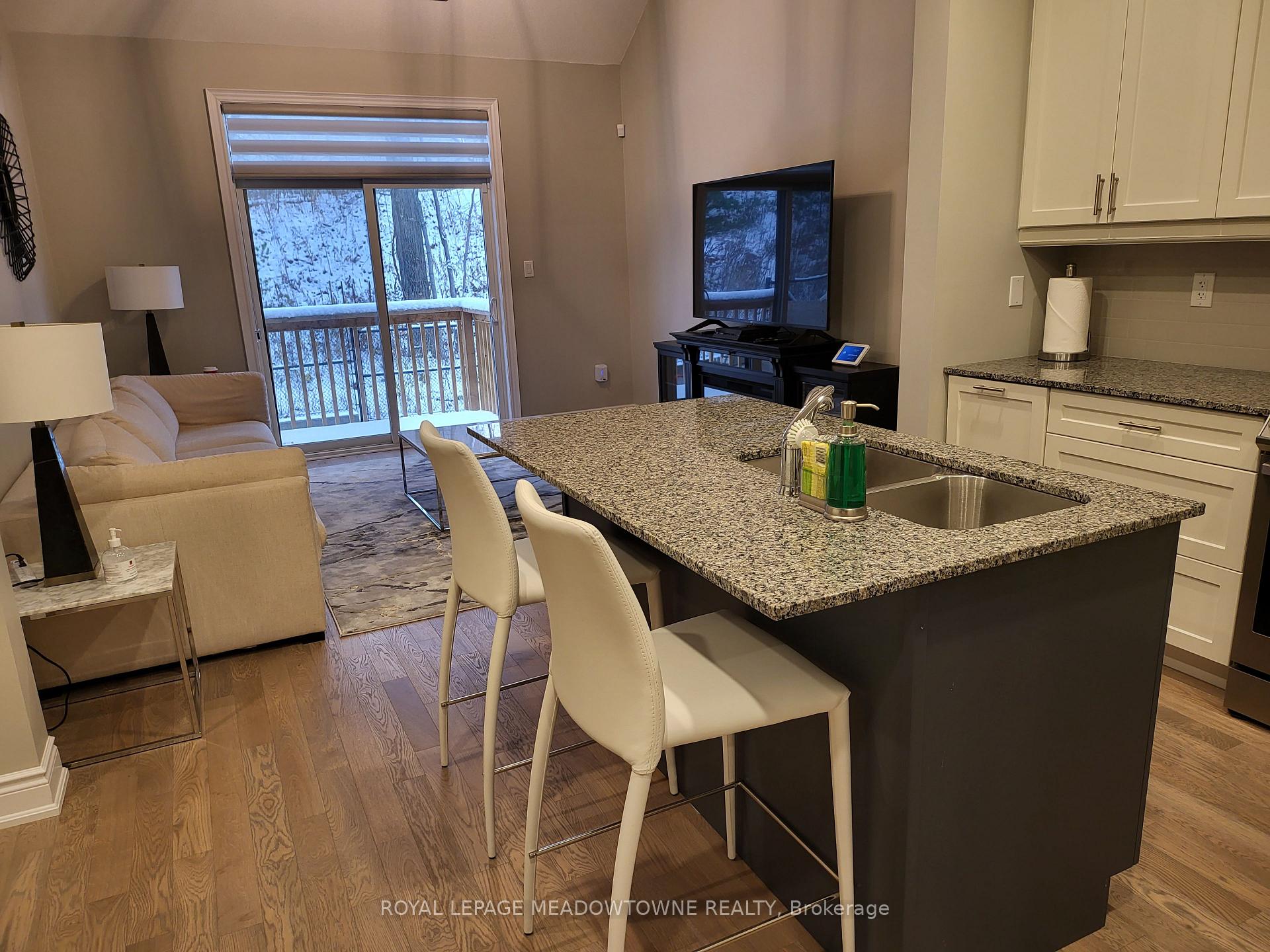 Photo 7 of 13 Eberhardt Drive, Wasaga Beach — HOMEH
