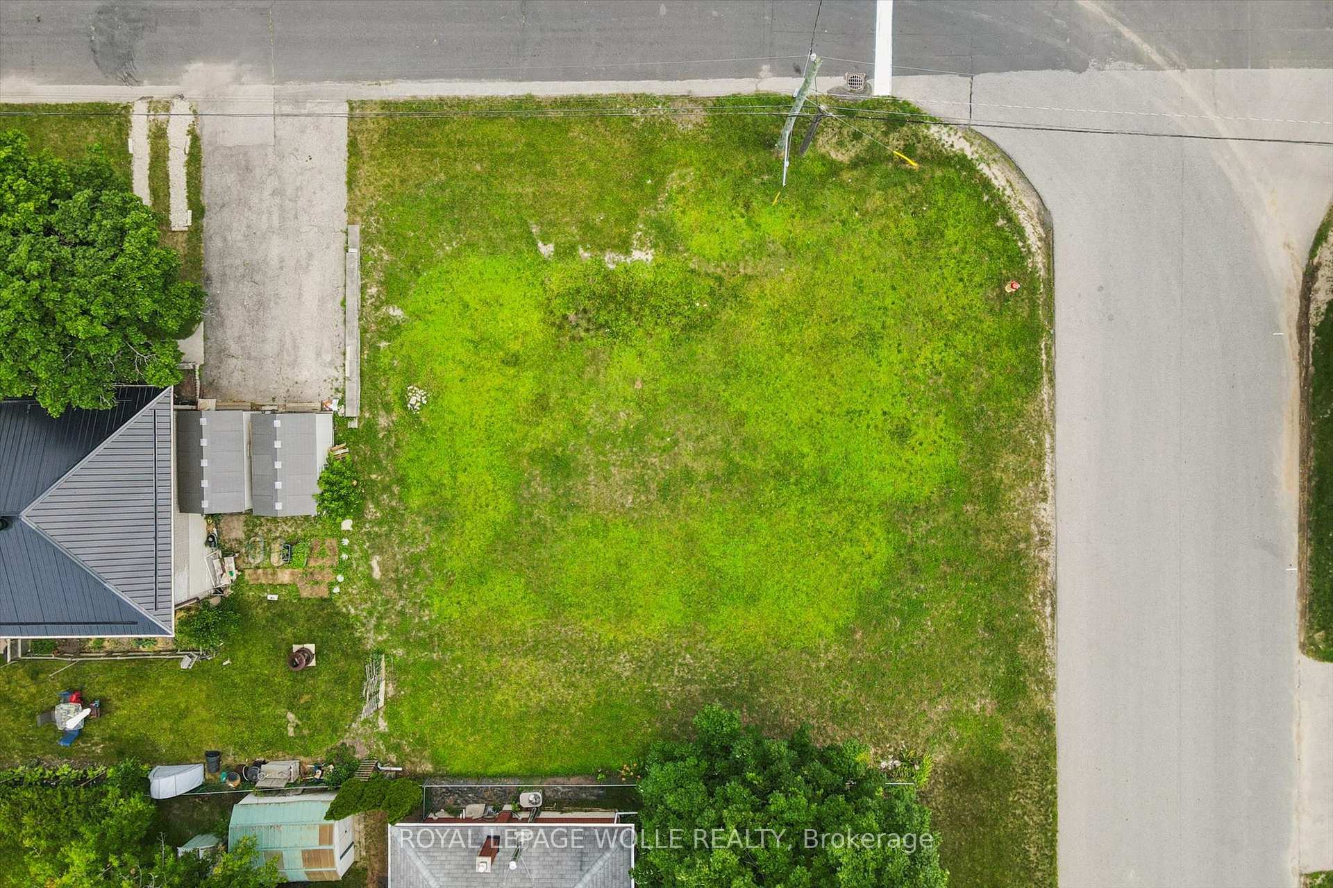 Photo 7 of 46 Daniel Avenue, Kitchener, Bridgeport — HOMEH