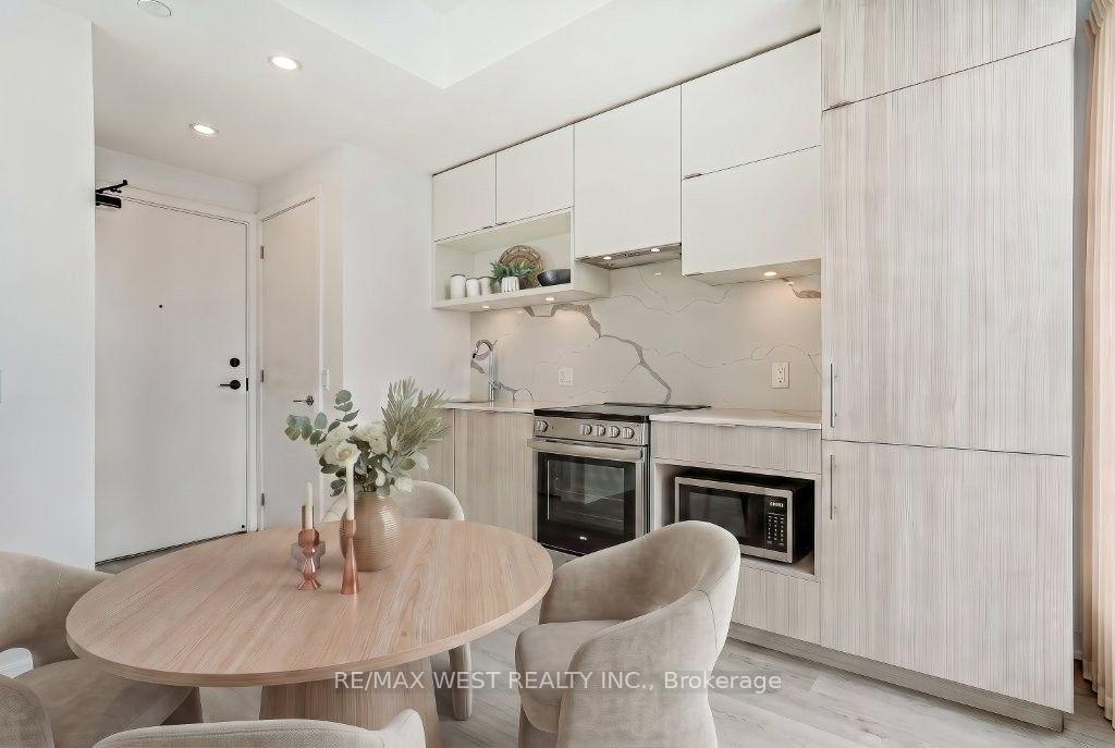 Photo 6 of Unit 2707, 100 Queen Street E, Toronto, Church-Yonge Corridor — HOMEH