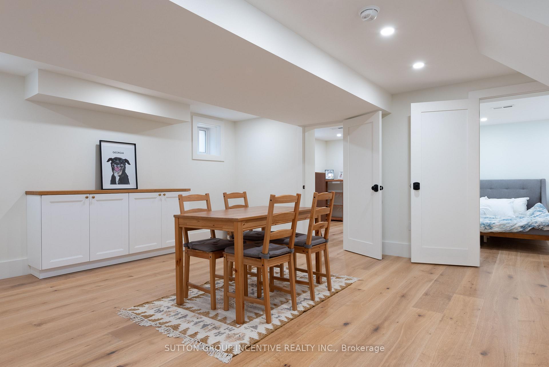 Photo 30 of 16 Robindale Avenue, Etobicoke, Alderwood — HOMEH