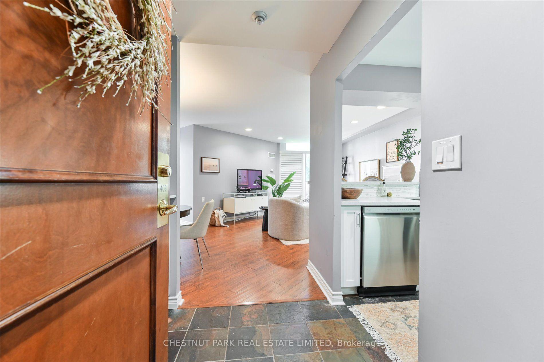 Photo 2 of Unit 406, 1750 Bayview Avenue, Toronto, Mount Pleasant East — HOMEH