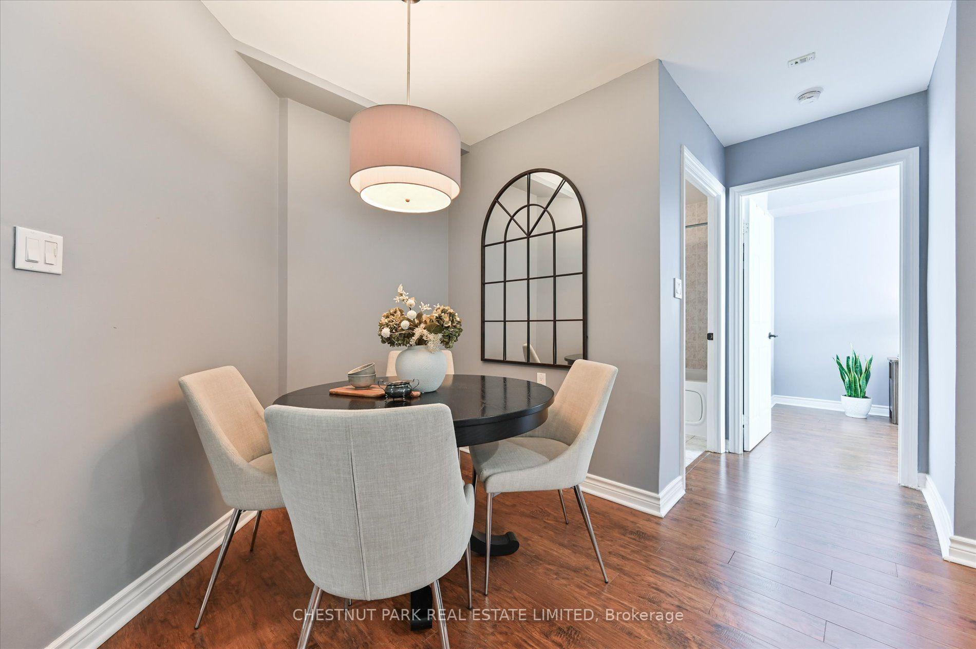 Photo 5 of Unit 406, 1750 Bayview Avenue, Toronto, Mount Pleasant East — HOMEH