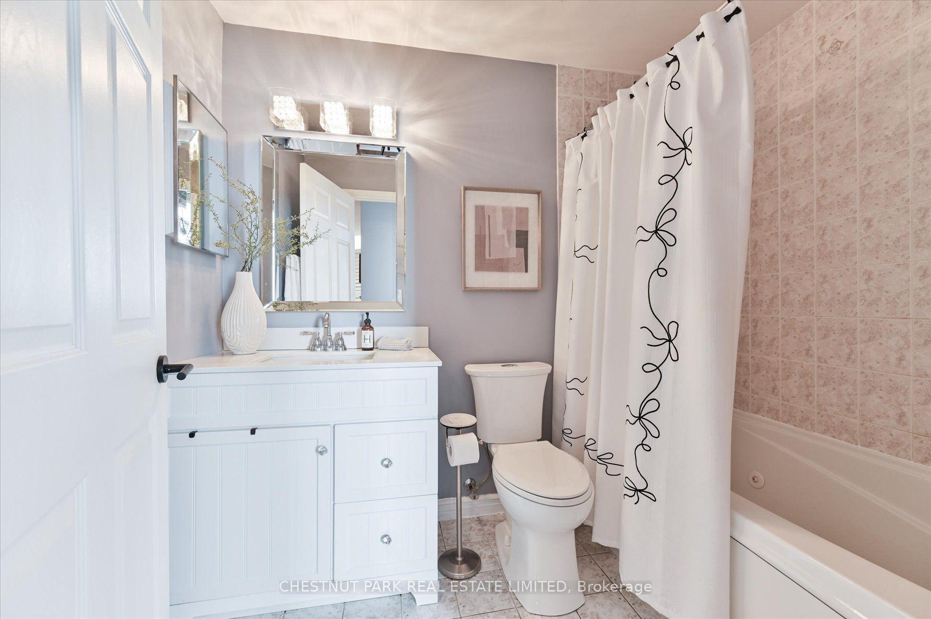 Photo 15 of Unit 406, 1750 Bayview Avenue, Toronto, Mount Pleasant East — HOMEH