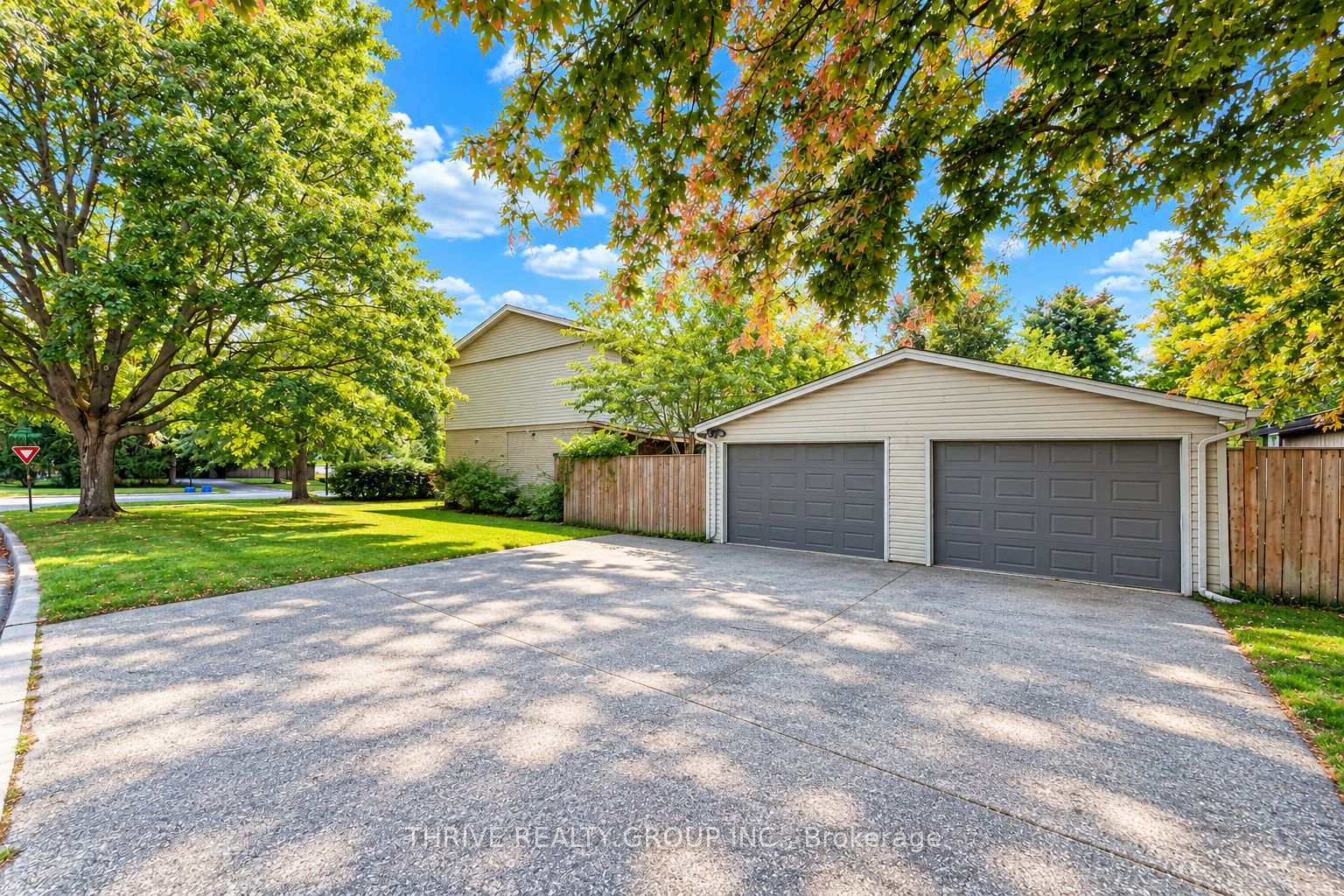 Photo 2 of Unit Upper, 562 Knights Hill Road, London, South O — HOMEH