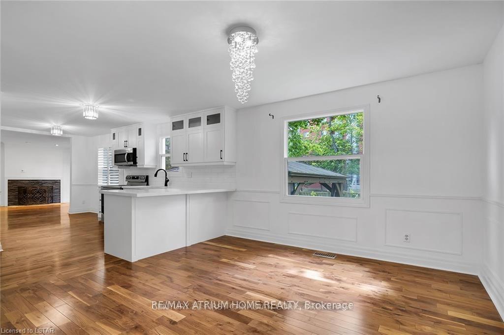 Photo 2 of 40 Stuyvesant Place, London, South N — HOMEH