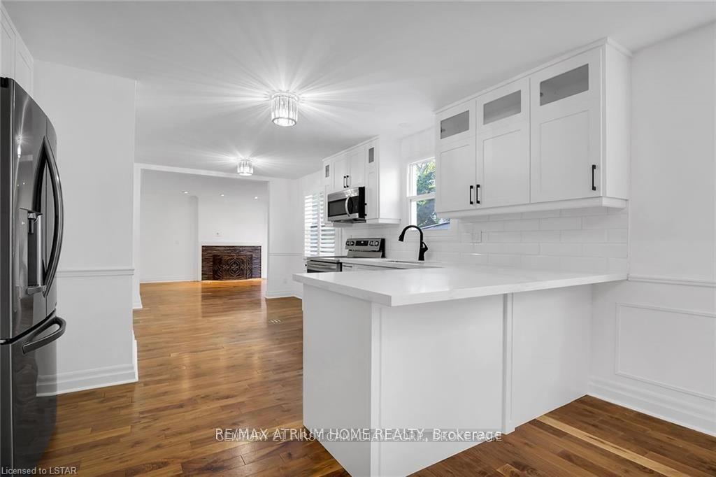 Photo 11 of 40 Stuyvesant Place, London, South N — HOMEH