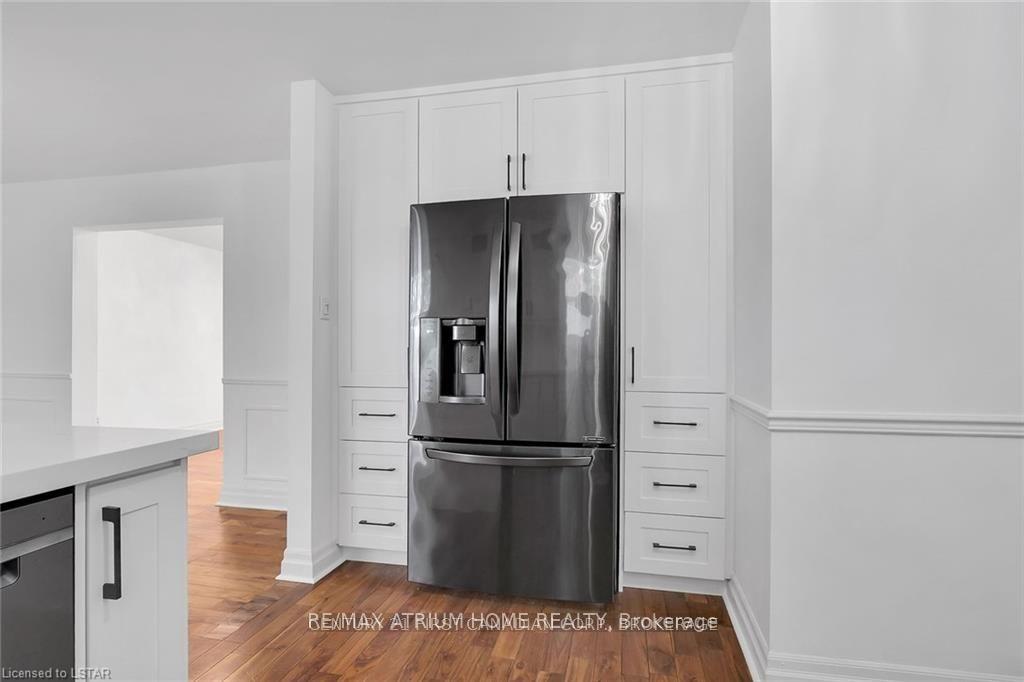 Photo 13 of 40 Stuyvesant Place, London, South N — HOMEH