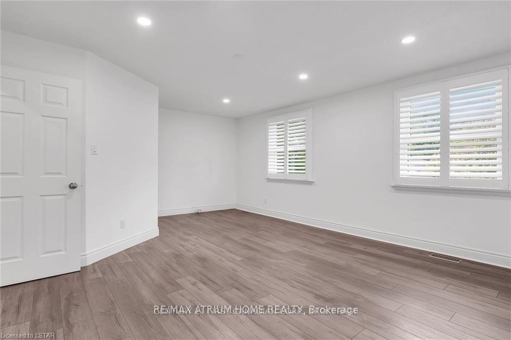Photo 22 of 40 Stuyvesant Place, London, South N — HOMEH