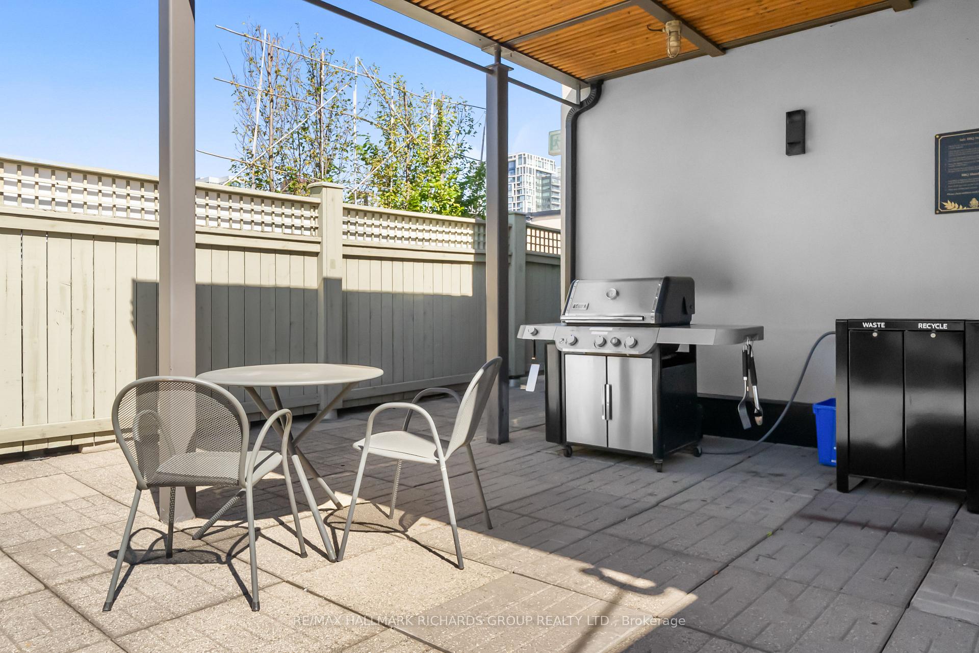 Photo 17 of Unit 716, 90 Sumach Street, Toronto, Regent Park — HOMEH