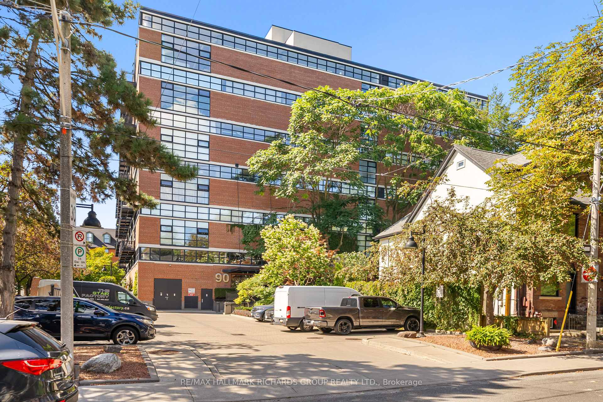Photo 19 of Unit 716, 90 Sumach Street, Toronto, Regent Park — HOMEH