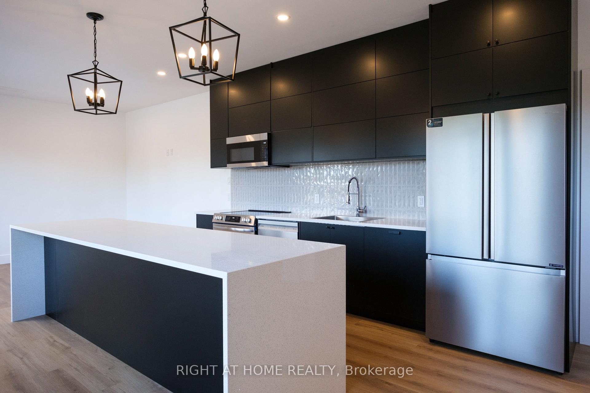 Photo 8 of Unit Unit # 1, 19 James Street, Arnprior, Arnprior — HOMEH