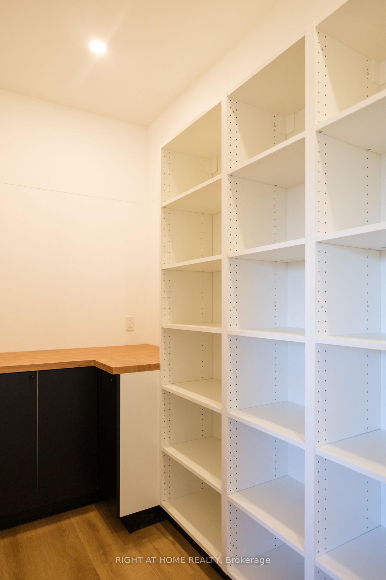 Photo 11 of Unit Unit # 1, 19 James Street, Arnprior, Arnprior — HOMEH