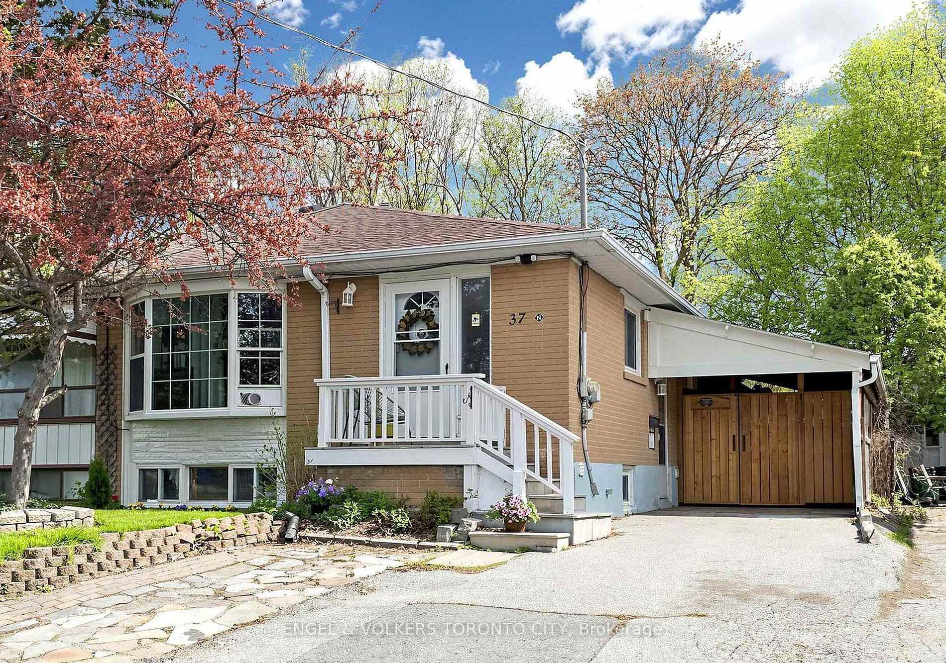 Front of Unit Basement, 37 Newbury Drive