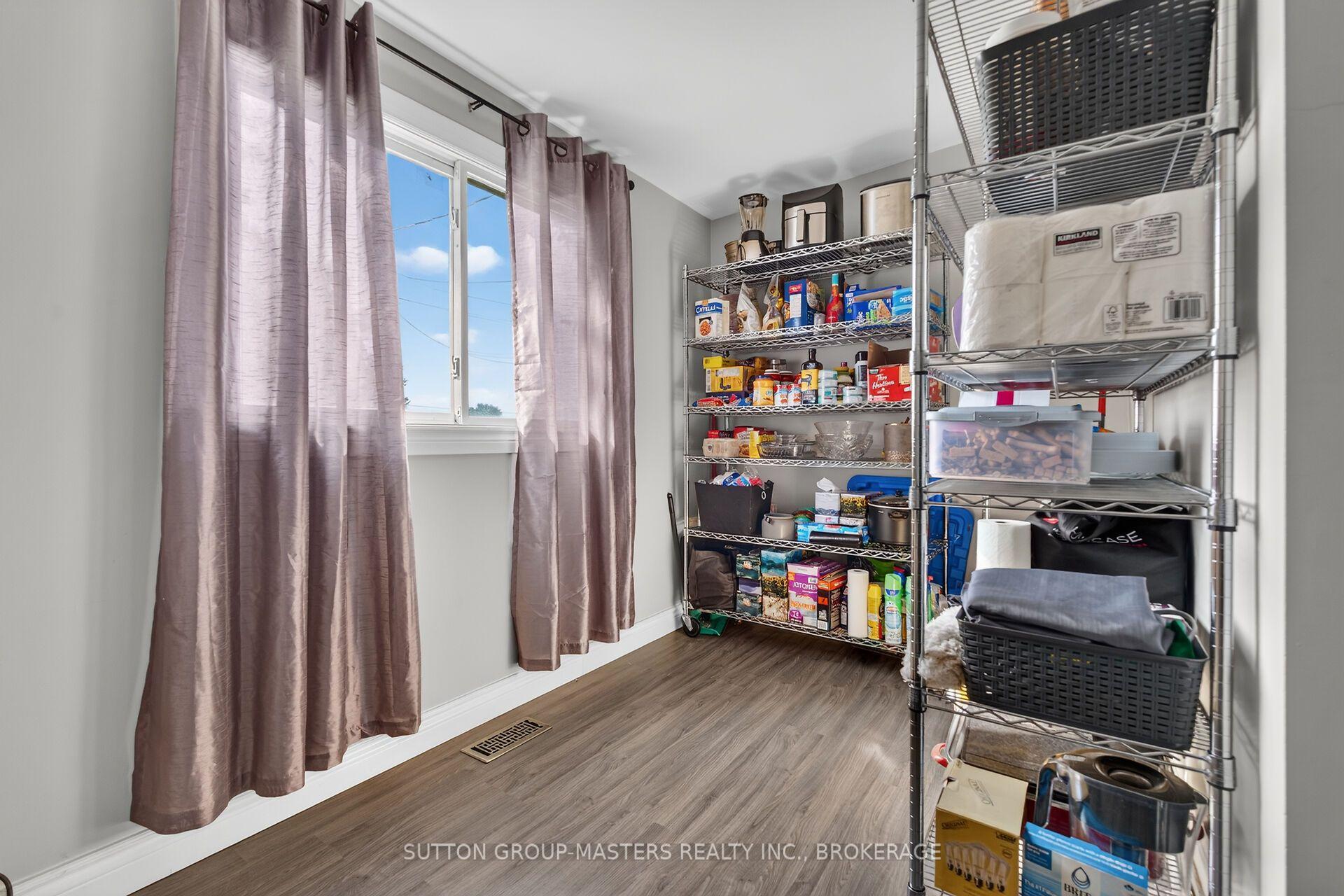 Photo 23 of 22 Quinte Avenue, Loyalist, Amherstview — HOMEH