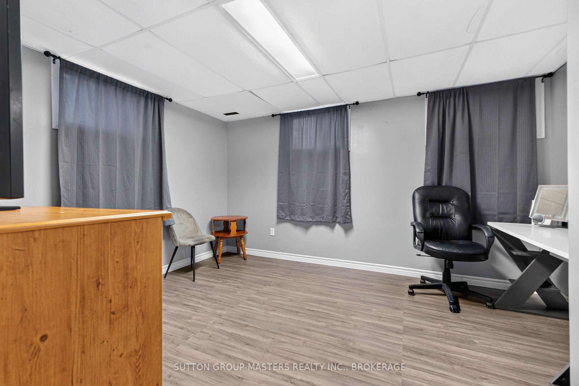 Photo 32 of 22 Quinte Avenue, Loyalist, Amherstview — HOMEH