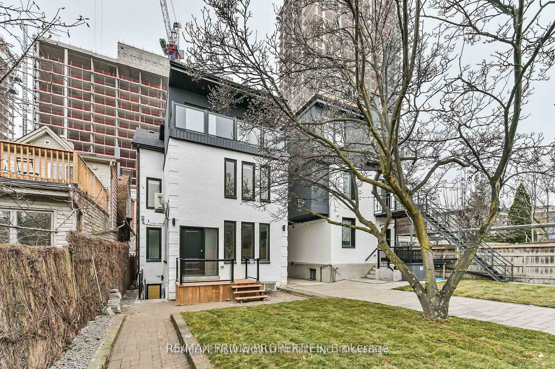 Photo 6 of Unit Lower, 995 Dufferin Street, Toronto, Dufferin Grove — HOMEH