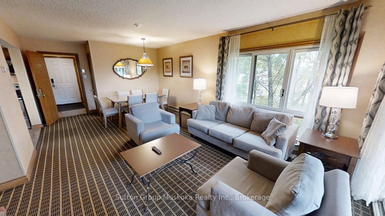 Photo 2 of 27-202 Golfview - Deerhurst Drive, Huntsville, Chaffey — HOMEH