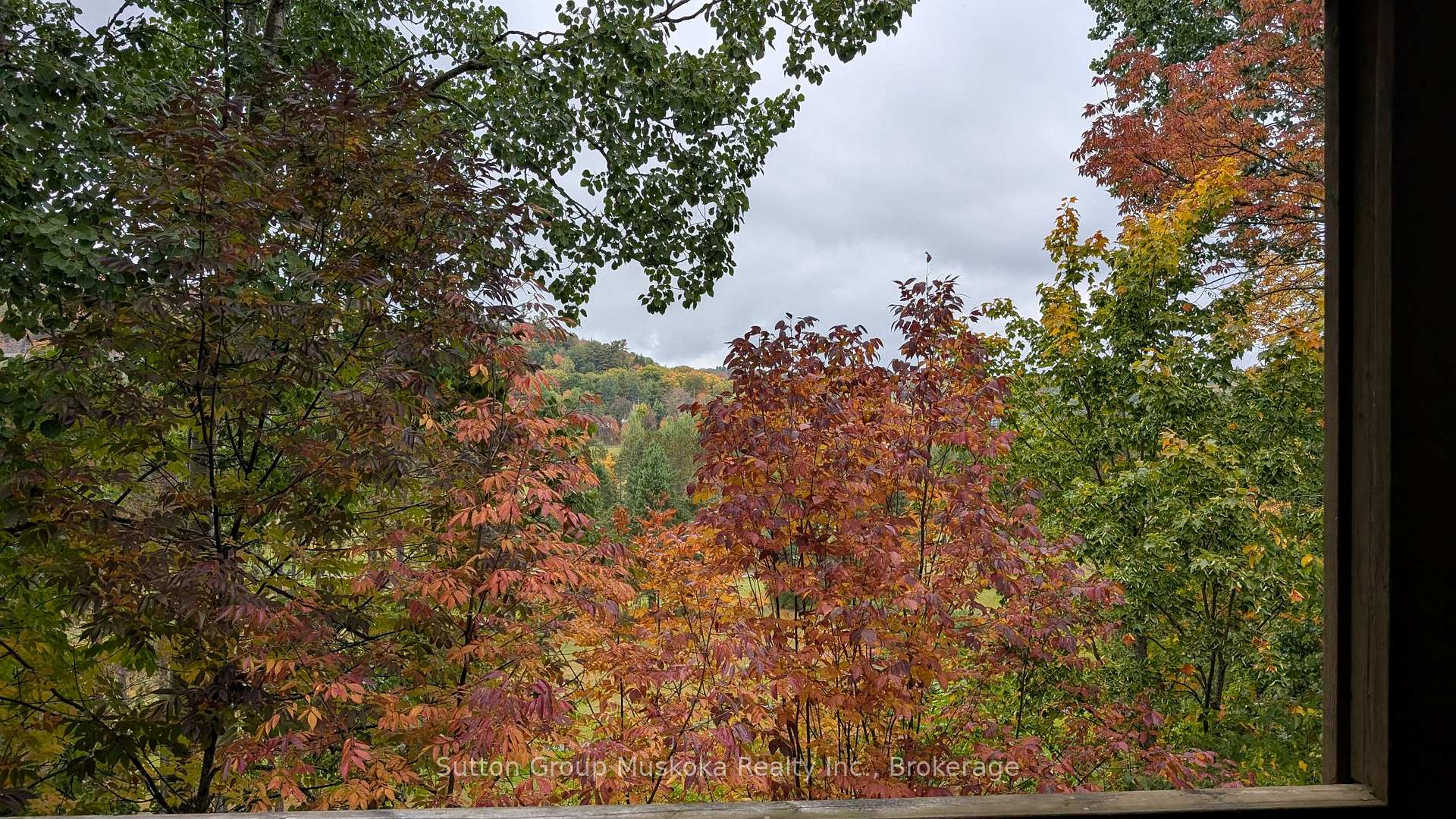 Photo 5 of 27-202 Golfview - Deerhurst Drive, Huntsville, Chaffey — HOMEH