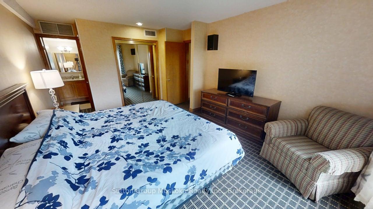 Photo 10 of 27-202 Golfview - Deerhurst Drive, Huntsville, Chaffey — HOMEH