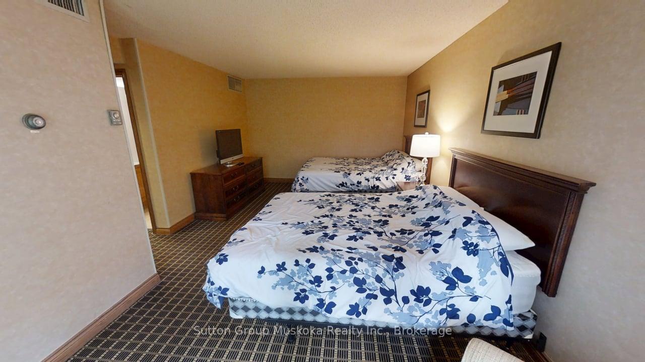Photo 15 of 27-202 Golfview - Deerhurst Drive, Huntsville, Chaffey — HOMEH