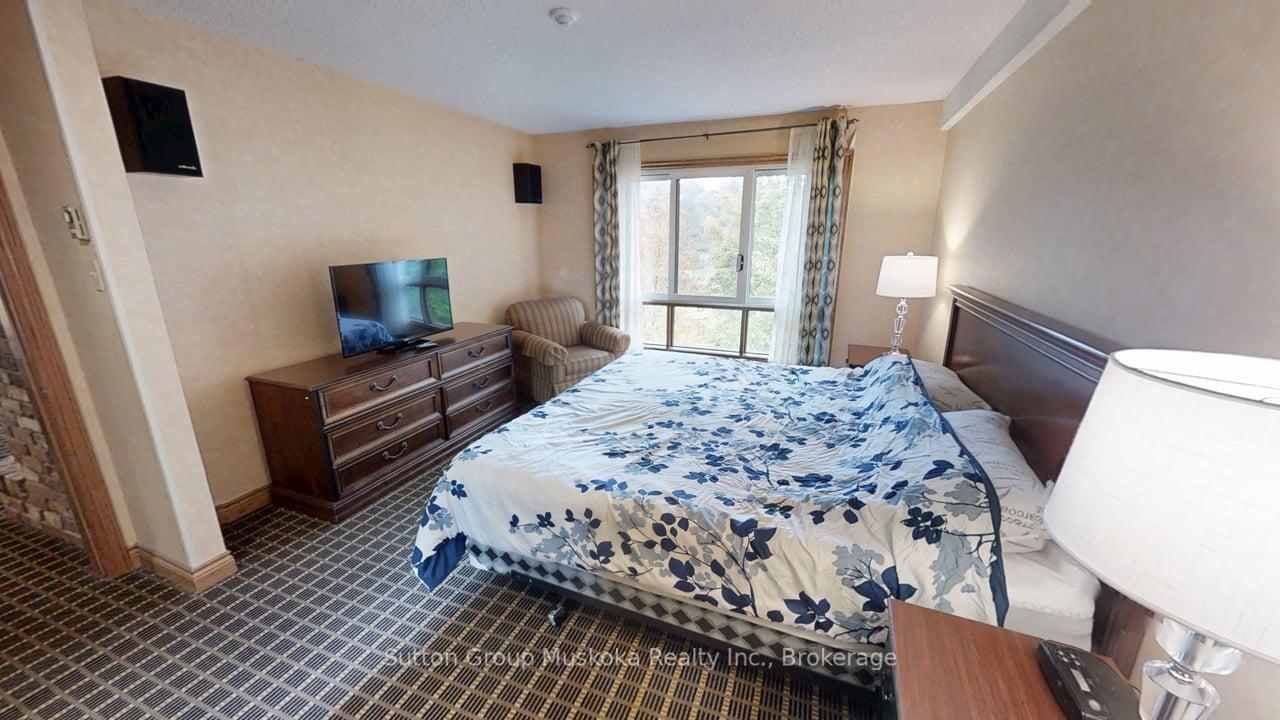 Photo 16 of 27-202 Golfview - Deerhurst Drive, Huntsville, Chaffey — HOMEH